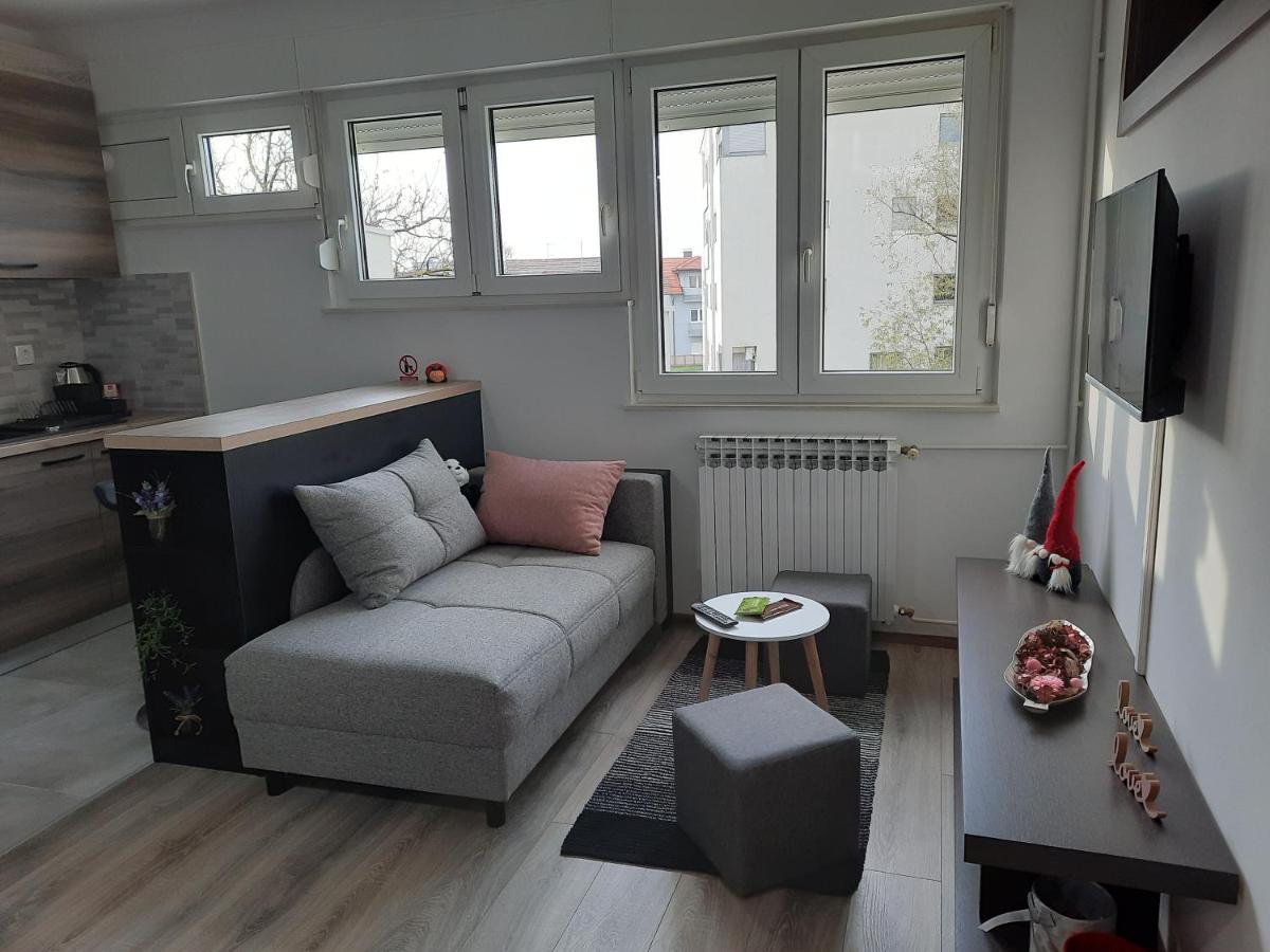 Apartman Ines Velika Gorica Exteriör bild